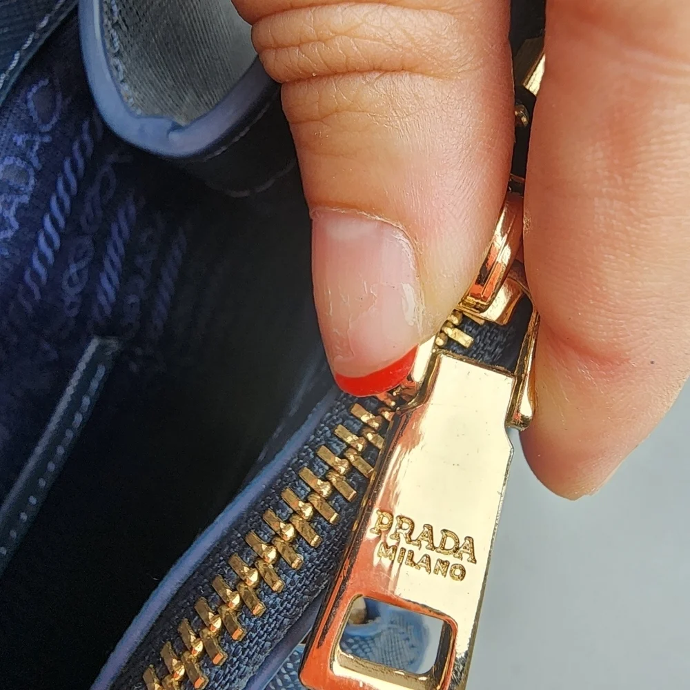 🌸 Prada | Handbag | Medoum sized bag - Picture 8 of 16